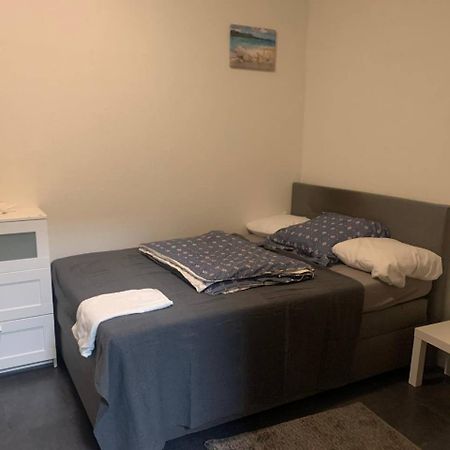2 Room Apartament Messe Essen Esterno foto