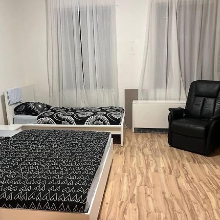 2 Room Apartament Messe Essen Esterno foto