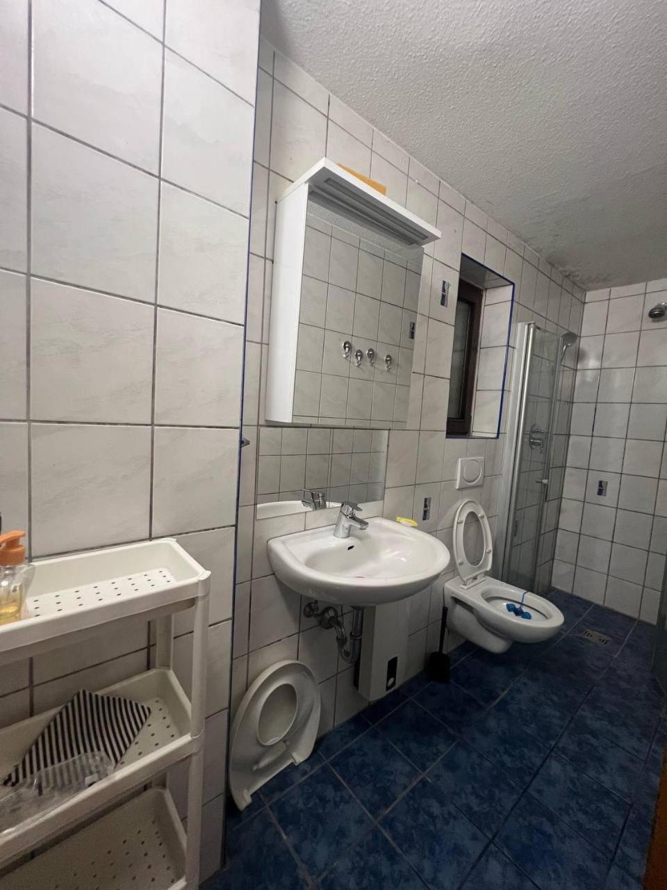 2 Room Apartament Messe Essen Esterno foto